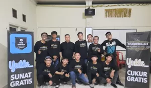 Komunitas Barberkah Berikan Layanan Potong Rambut Gratis