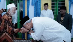 Ulama Kharismatik Banten Abuya Muhtadi Dukung Ganjar Pranowo, Nasihatnya Cegah Perpecahan