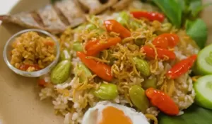 Siapa Bilang Bikin Nasi Liwet Itu Ribet? Ini Dia Resep Nasi Liwet Ikan Kembung Sambel Tempe yang Super Simpel dan Pastinya Enak Banget!