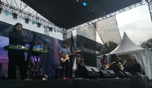 Hari Guru di Sekolah Bintara Depok Pecah, Nidji hingga Tulus Hipnotis Siswa dan Guru