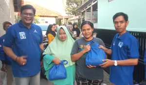 Sambut Nataru, Caleg DPR RI, Budi Purnomo Sebar Pangan Murah di Cimanggis Kota Depok