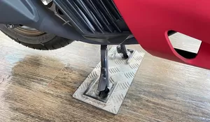 Mengenal Fungsi dan Jenis Standar Sepeda Motor, jadi Komponen Penting Keselamatan