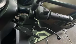 Jangan Abaikan! ini Fungsi dan Cara Merawat Parking Brake Lock di Motor Matik