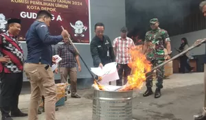 5.235 Surat Suara Rusak Pemilu 2024 di Depok Jadi Abu