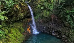 Sumpah Keindahan Air Terjun ini Bikin Kebayang Terus! Eksplorasi Keunikan Tempat Wisata yang Tiket Masuknya Gak Bikin Dompet Tipis ini