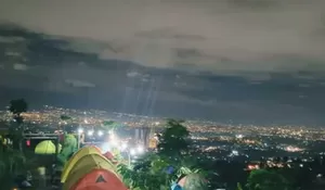Camping Ground Murah Meriah Tapi View Mewah! Bisa Liat Pemandangan Gunung Salak, Gunung Gede Pangrango, dan City Light yang Kece Parah