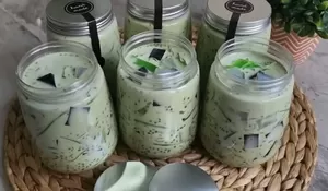 Es Matcha Jelly, Perpaduan Rasa Gurih Manis Creamy Ini Cocok Buat Takjil Berbuka Puasa yang Bikin Nagih!
