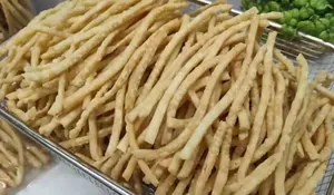 Sistik Keju ini Rasanya Renyah, Gurih, dan Ngeju Abis! Bisa Jadi Cemilan Lebaran yang Banyak Diserbu