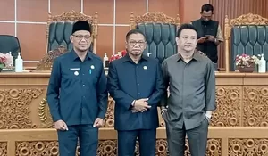 Wakil Walikota Depok Imam Budi Hartono Bacakan LKPJ di DPRD : Kemiskinan Turun 0,15 persen, IPM Naik