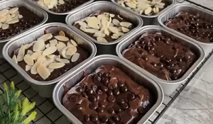 Gak Perlu Mixer Ternyata Buatnya Cuman Diaduk Udah Bisa Jadi Brownies yang Shiny, Enak, dan Nyoklat Banget!