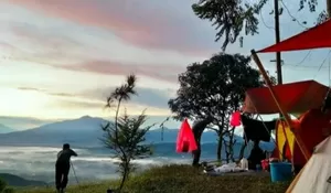 Bingung Mau Liburan Kemana? Langsung ke Tempat Wisata Ini Aja, Bisa Camping Cuman Bayar Rp 15 Ribu Per Orang