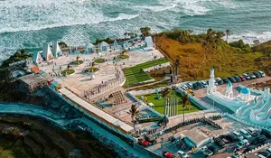 Cianjur Rasa Bali dan Santorini! Tempat Wisata Ini Emang Kece Banget, Bisa Nikmati Keindahan Pantai, Spot Foto Menarik, hingga Menginap di Resot 