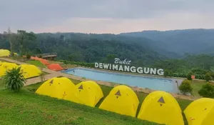 Cocok Buat Liburan Bareng Keluarga! Selain View di Tempat Camping Ini Gokil Abis, Ternyata Ada Wahana Outbound Juga Loh
