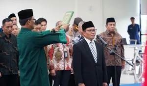 Jamhari Jabat Rektor UIII Periode 2024 - 2029