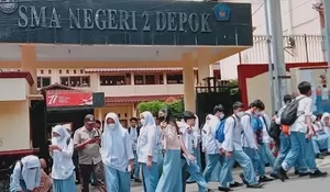 Ratusan Calon Siswa Daftar ke SMAN 2 Depok, Server Sempat Eror di Hari Pertama