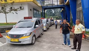 Tarif Angkot AC Depok Rp0, Dilengkapi GPS dan Dijamin Dingin 