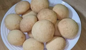 Cocok Dijadiin Cemilan Bareng Kopi, Inilah Resep Brazilian Cheese Bread yang Miliki Tekstur Kenyal dan Enak!