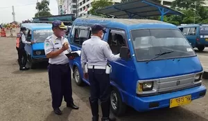 Menunggu Punah! Delapan Trayek Angkot di Depok Lenyap, Ini yang Tersisa 