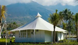 Glamping Mewah dengan View Gunung Guntur yang Bikin Melongo, Dijamin Betah Deh Staycation di Sini!