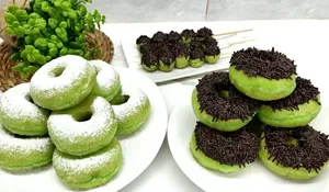 Inovasi Ide Jualan Donat Pandan yang Teksturnya Dijamin Empuk dan Lembut! Begini Resep Buatnya
