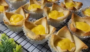 Ada Roti Sisa? Buat Custard Roti Tawar Aja yang Teksturnya Renyah dan Lumer di Mulut, Cocok untuk Cemilan!