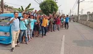 Bercengkrama Sama Supir Angkot, Chandra Rahmansyah : Sejahterakan Kendaraannya Sampai Keluarganya