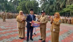 Pemkot Depok Beri Penghargaan Dua Anak Berprestasi