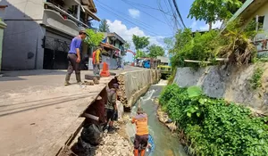 Permohonan Perawatan Turap Tak Digubris hingga Longsor, Warga Tugu Depok Apresiasi Langkah Cepat Ade Supriyatna