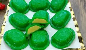 Legit, Lembut dan Bikin Nagih! Ternyata Begini Resep Sederhana Membuat Kue Thok atau Kue Ku Pandan Isi Kacang Hijau