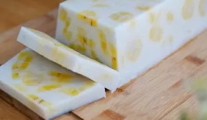 Pisang Matang Bingung Dibuat Apa? Buat Puding Pisang Aja Rasanya Enak dan Lembut Banget!