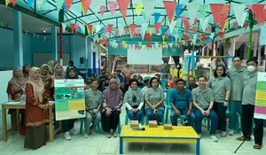 UKI Jakarta Turun Tangan Atasi Stunting di Beji Depok, Bagikan Daun Kelor Hingga Lakukan Penyuluhan!