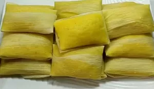 Ternyata Jagung Bisa Dibuat Kue yang Legit, Lembut dan Manis! Begini Resep Lepet Jagung Anti Gagal