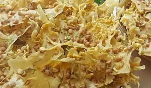 Gak Cuman Pake Tepung Beras, Ternyata Begini Membuat Peyek Kacang Tanah yang Gurih dan Super Renyah!