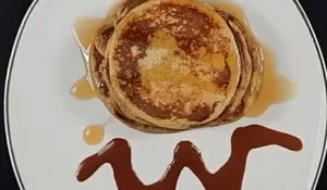 Gak Perlu Pake Tepung Kamu Bisa Membuat Pancake Pisang yang Lebih Sehat dan Rasanya Tetap Enak!