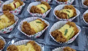 Gak Perlu Ngulen, Kamu Bisa Membuat Roti Abon yang Enak Pakai Roti Tawar! Ayo Coba Resep Roti Tawar Abon Ini