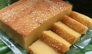 Ternyata Begini Resep Bingka Singkong yang Legit dengan Warna Kuning Alami yang Cantik!