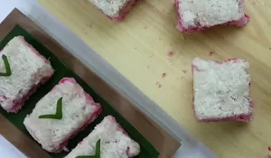 Buatnya Mudah dari Perpaduan Olahan Tepung Ketan dan Kelapa Parut yang Cocok Dinikmati Bersama Teh atau Kopi!
