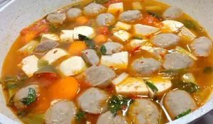 Resep Sop Tahu Bakso Asam Pedas Ini Milki Segar Kayak Kuah Tomyam, Bakalan Cocok Nih Dimakan Hangat Saat Cuaca Gini!