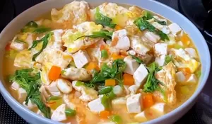 Hujan-hujan Gini Enaknya Makanan Berkuah yang Enak dan Buatnya Gampang! Yuk, Coba Sup dari Olahan Telur Ini