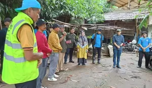 Ubah Pola Pikir Masyarakat, DLHK Depok Lakukan Aksi Bersih Bersih Sungai Ciliwung di Sejumlah Titik