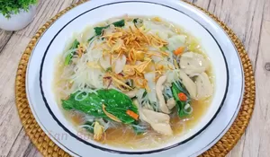 Perpaduan Rasa Segar dan Gurihnya Bihun Kuah Ini Bisa Cocok Untuk Menu Masakan Harian di Kala Musim Hujan!