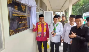 Belajarnya Bukan Pakai Papan Tulis tapi Televisi, MIN 1 Depok Sukses Wujudkan Sekolah Digital