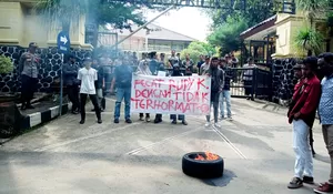 Dinilai Marwah DPRD Depok Tercoreng! Aliansi Pemuda Maluku Utara Desak Pecat RK