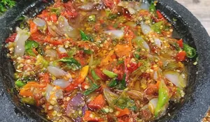 Semakin Nikmat Kalau Makan Pakai Sambal Bawang yang Gurih dan Sedap Ini, Ayo Coba Resepnya!