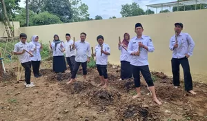 1.400 Meter Lahan Kantor Kelurahan Duren Mekar Depok Dihijaukan