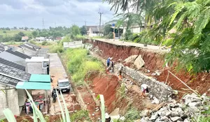 Perbaikan Turap Longsor di Bedahan Depok Dikerjakan 