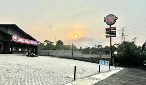 Terlalu! Sambal Bakar GDC Depok Copot Garis Satpol PP, Pekan Ini Mau Disegel 