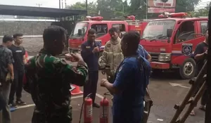 Lembah Kuring Depok Dilalap Jago Merah, Begini Detik Detik Kejadiannya