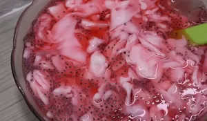 Rasanya Tetap Enak, Es Kopyor KW Ekonomis Ini Cocok Banget untuk Takjil Buka Puasa atau Ide Jualan!