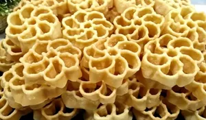 Tekstur yang Renyah dengan Rasa Manis dan Gurih, Kembang Goyang Manis Ini Cocok Jadi Cemilan Untuk Toples Lebaran!